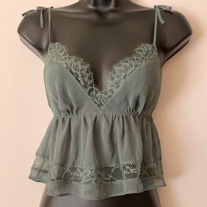 V’S Dainty Green Intimate Top